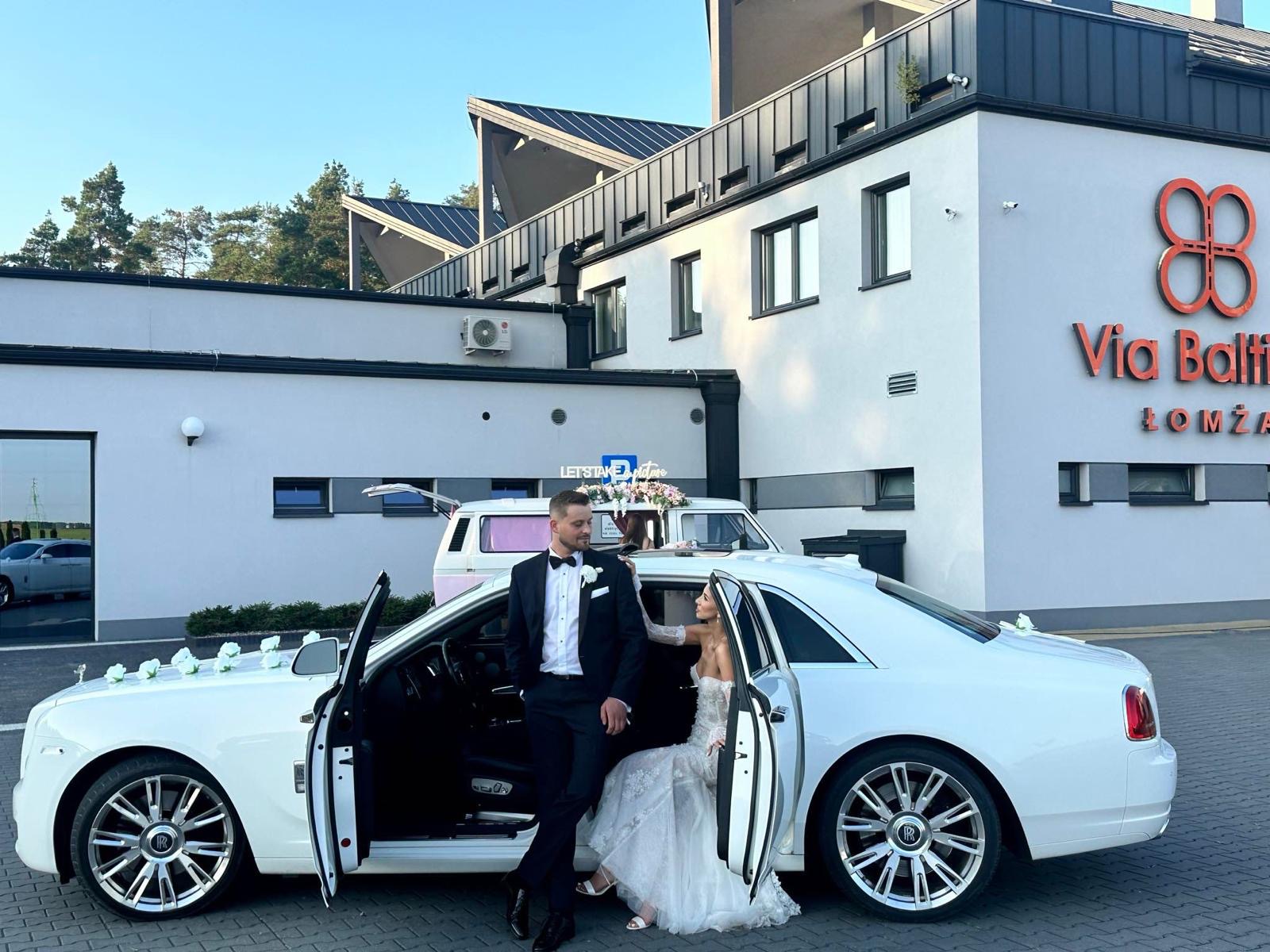 Poliftowy, obłedny, mega luksusowy, biały Rolls Royce Ghost !!