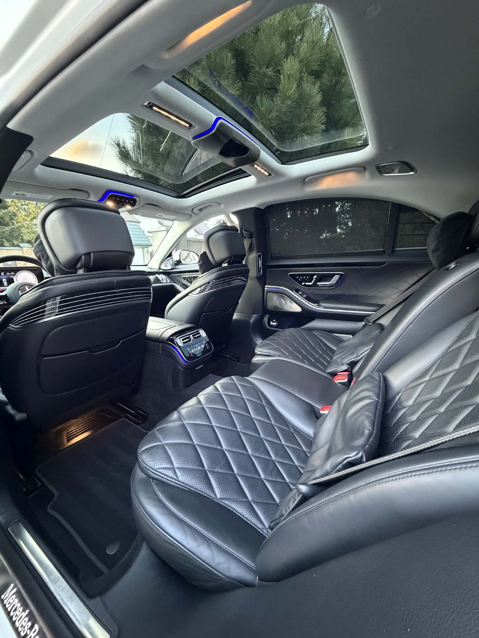 Matowo-Biały Mercedes-Benz Klasy S580 W223 4.0 v8 503km – urzeczywistnienie luksusu z v8 ! Możliwość prowadzenia !