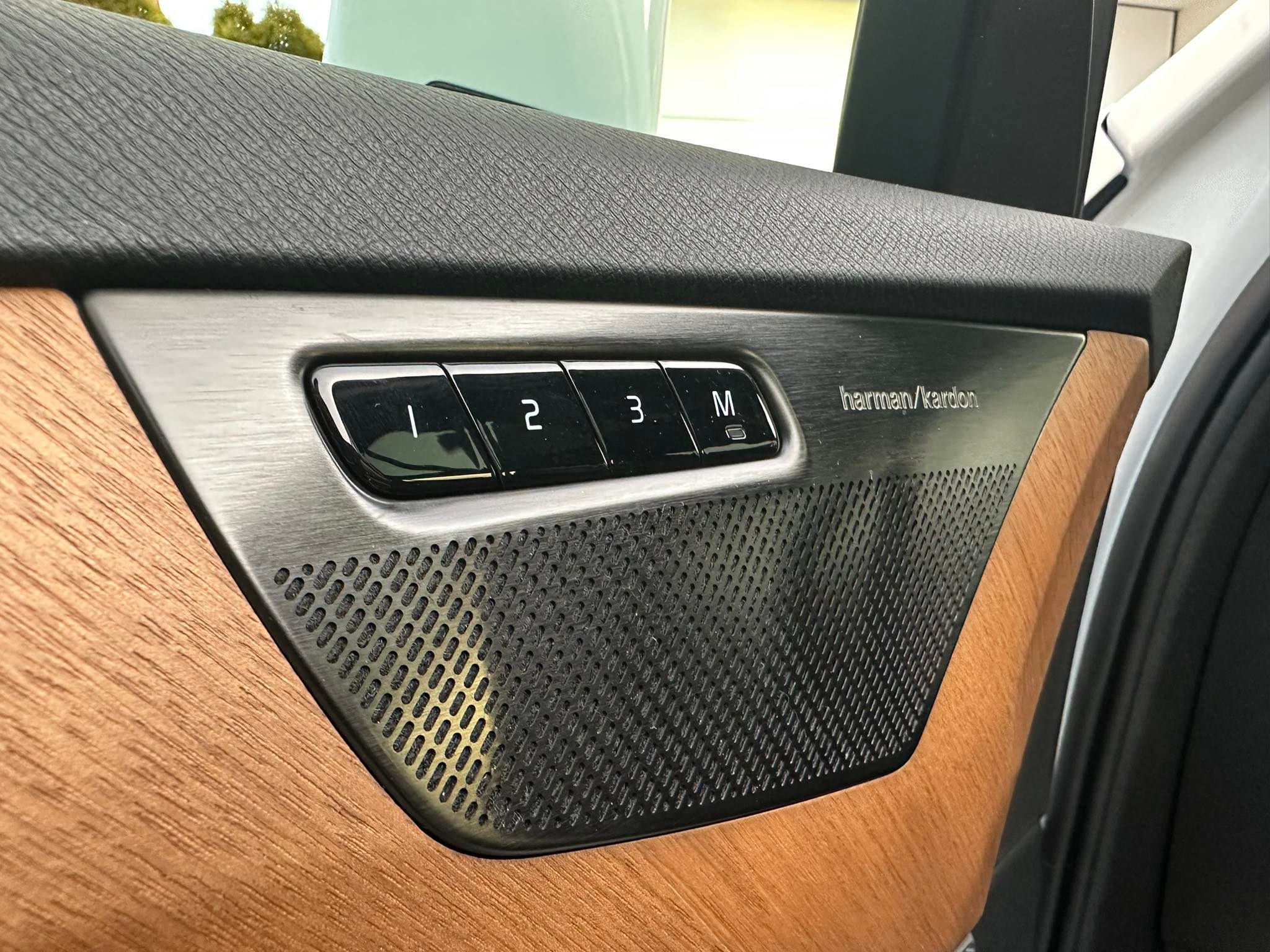 Najnowsze Volvo Xc90 T6 320km - wersja 7 osobowa !