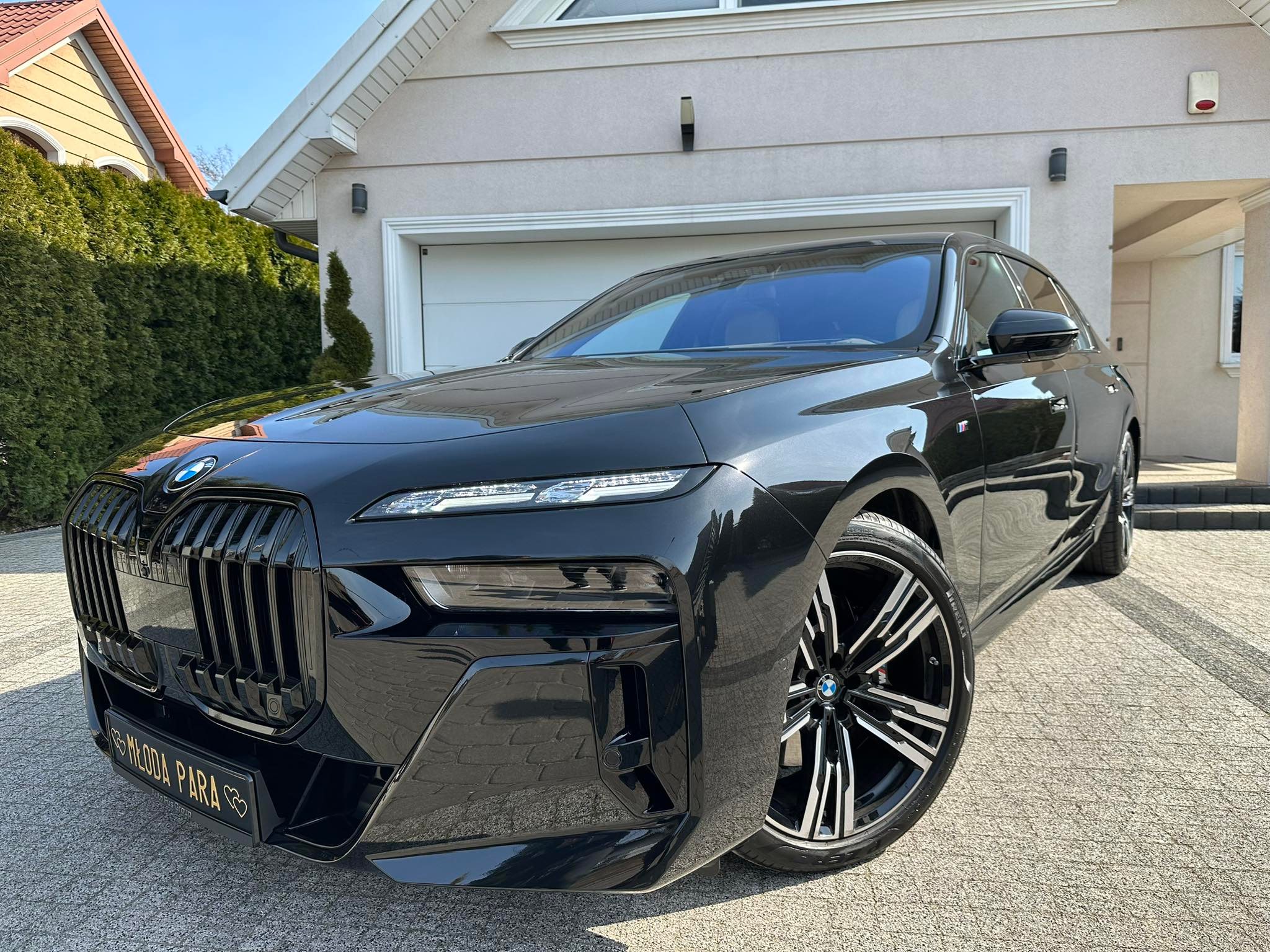 Najnowsze Bmw serii 7 G70 Long 2023 białe wnętrze !!! Możliwość prowadzenia