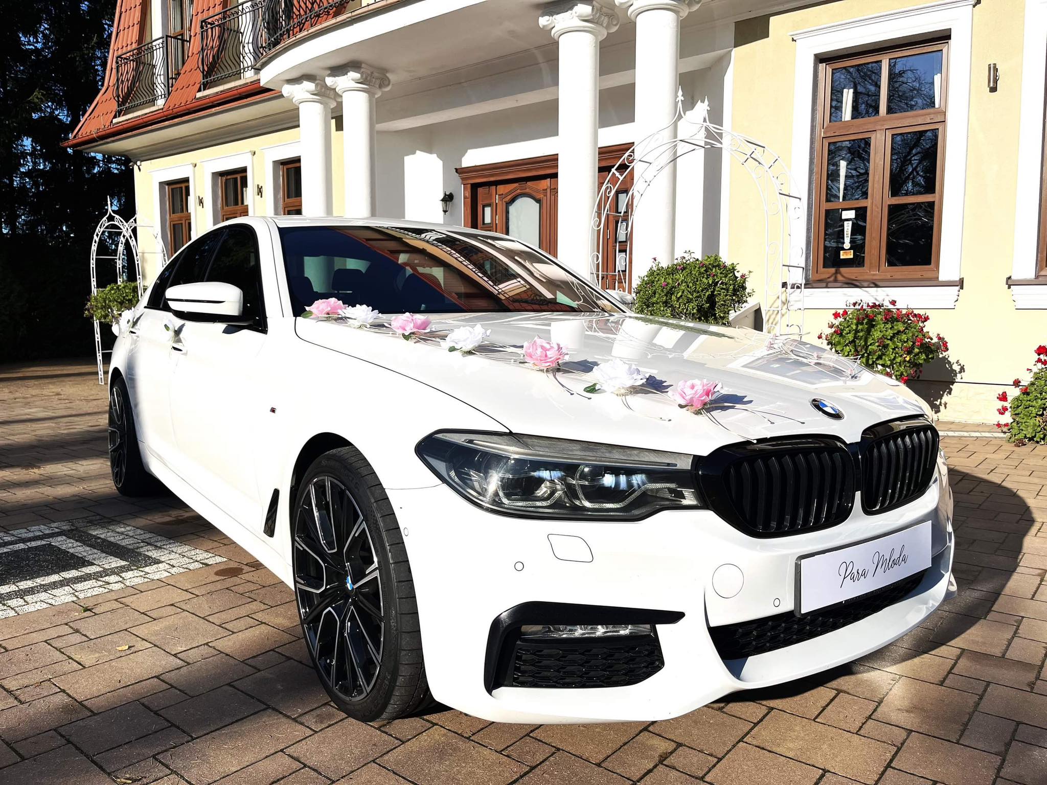 Przepiękne, białe Bmw serii 5 g30 M Pakiet ShadowLine !