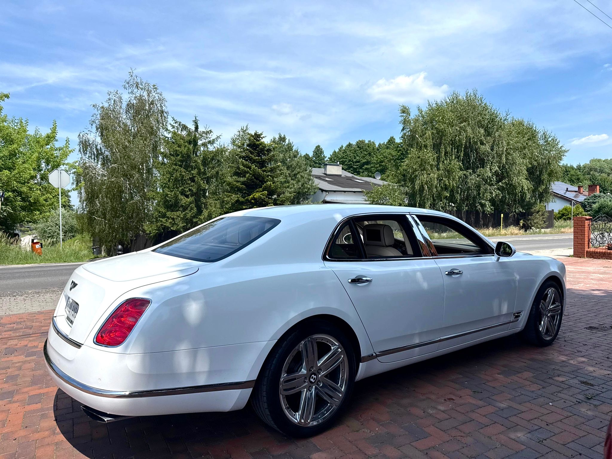 Ultra-luksusowy Bentley Mulsanne 6.75l 512km v8 / możliwość prowadzenia