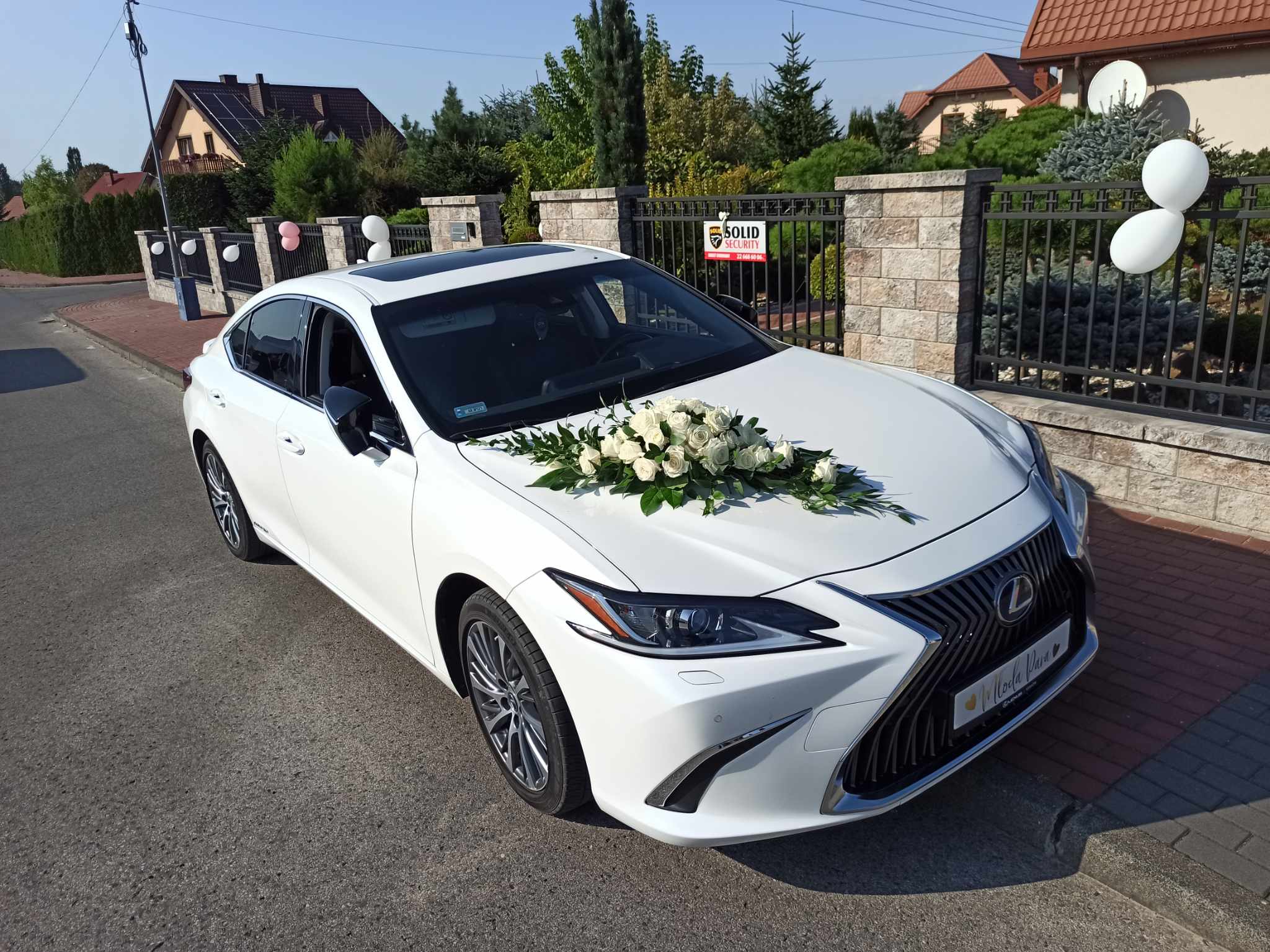 Biały Lexus Es