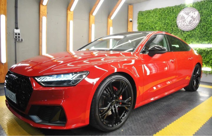 Najnowsze czerwone Audi S7