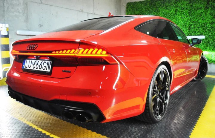Najnowsze czerwone Audi S7