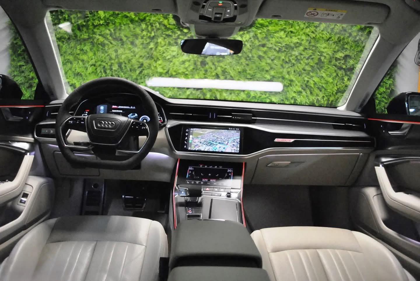 Najnowsze czerwone Audi S7
