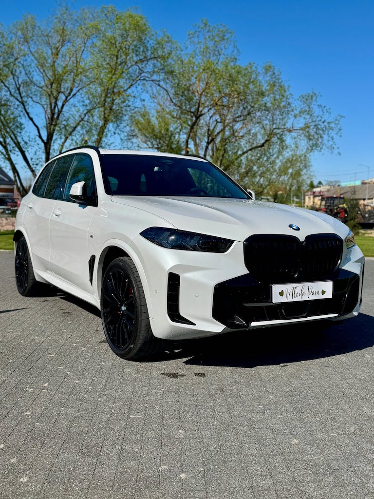 Białe poliftowe Bmw X5 2025