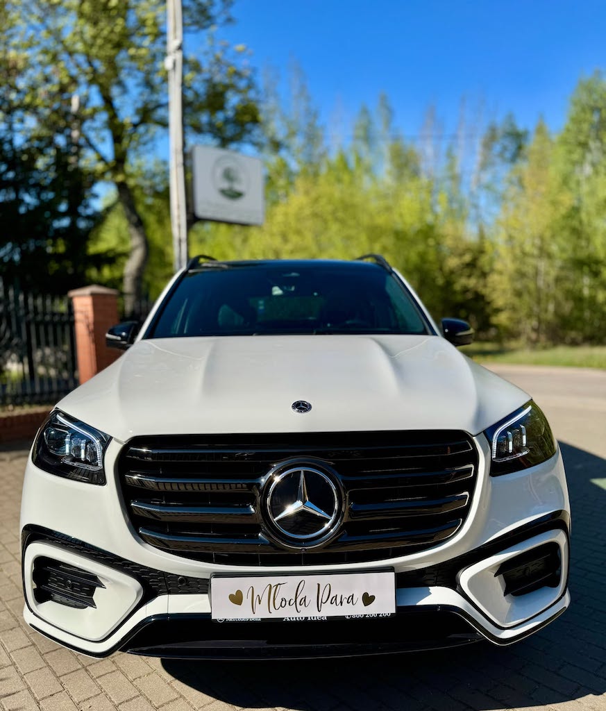 Najnowszy, biały Mercedes GLS 7-osobowy 2025
