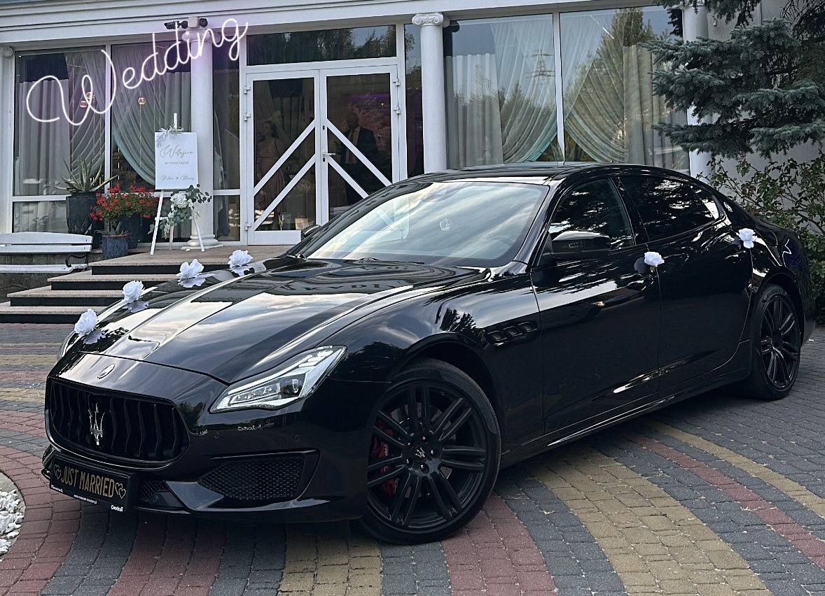 Czarne Maserati Quattroporte SQ4 Gran Sport