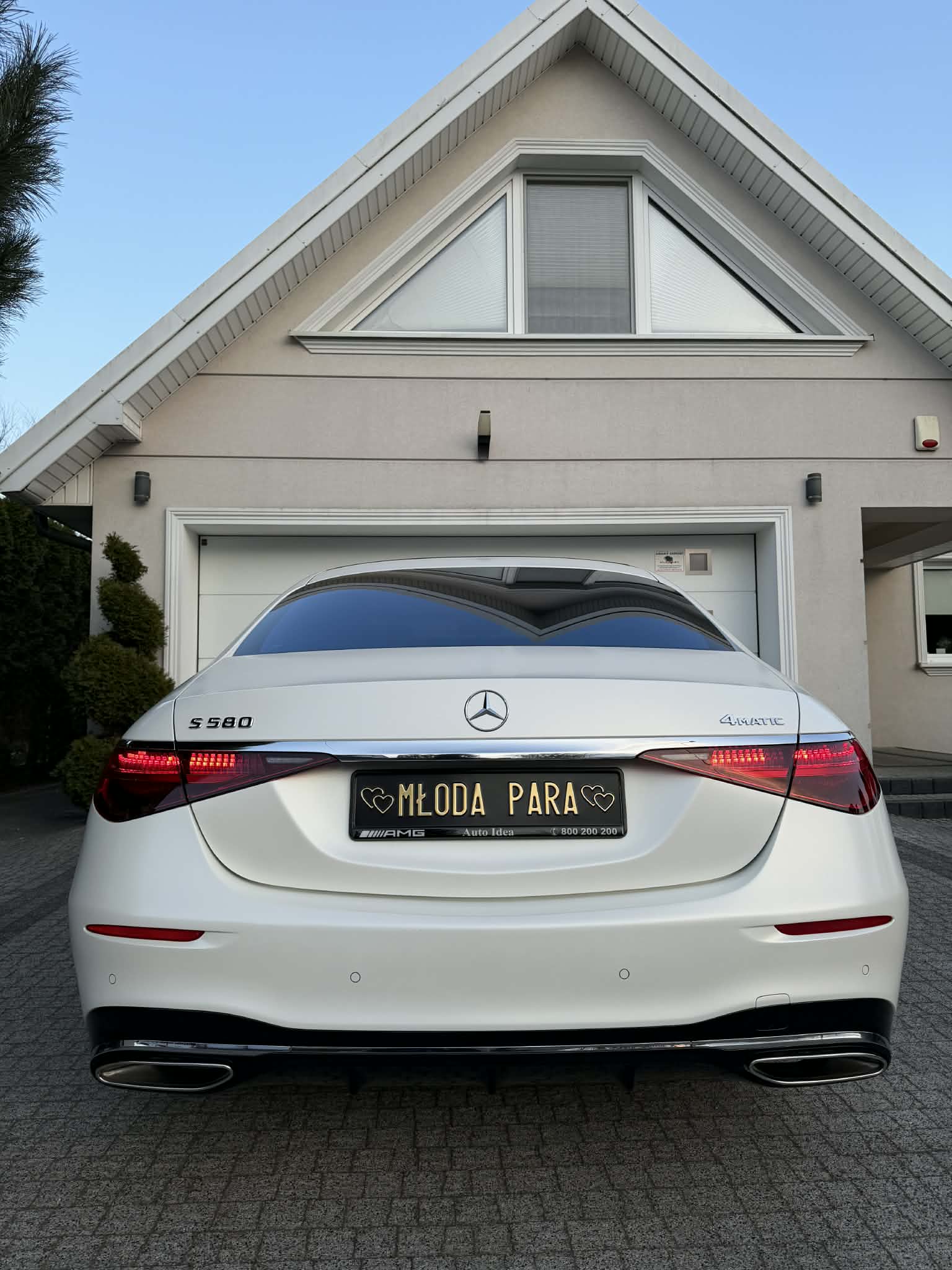 Matowo-Biały Mercedes-Benz Klasy S580 W223 4.0 v8 503km – urzeczywistnienie luksusu z v8 ! Możliwość prowadzenia !