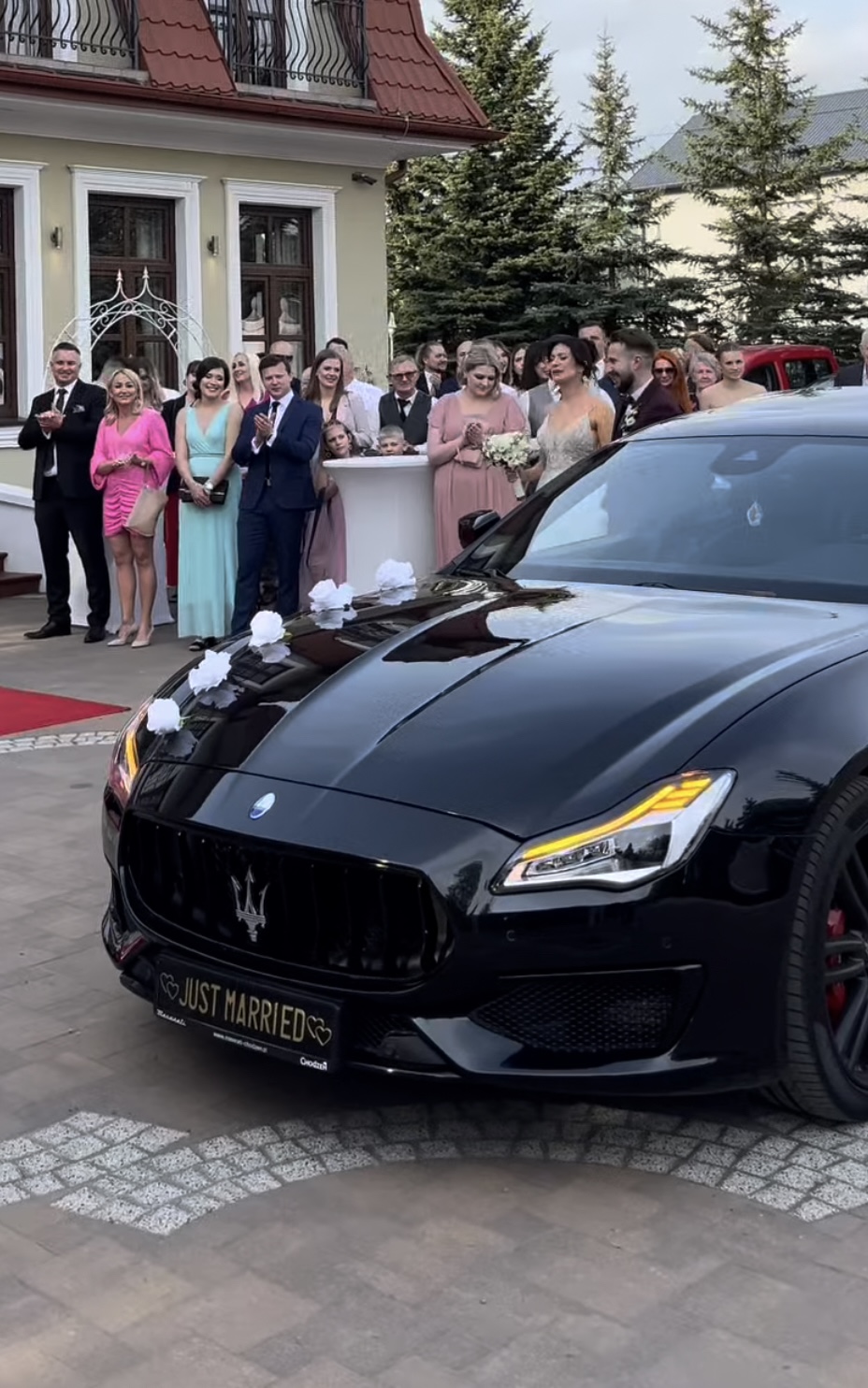 Czarne Maserati Quattroporte SQ4 Gran Sport