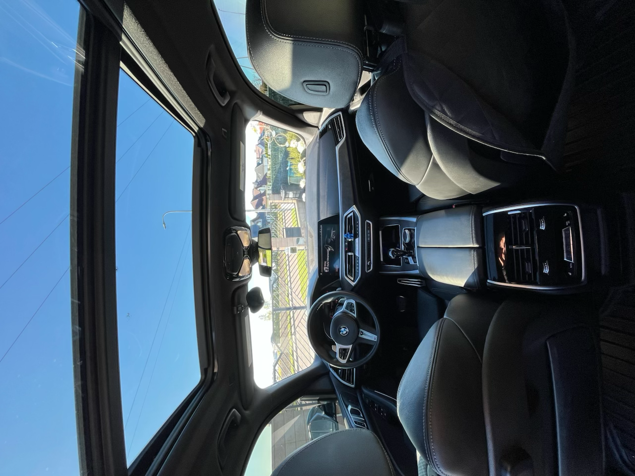 Granatowe Bmw X5 G05 M-Pakiet