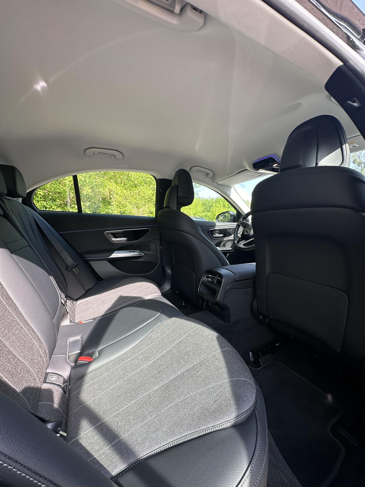 Najnowszy czarny Mercedes klasy E w214 model 2024 ! Mega elegancki !