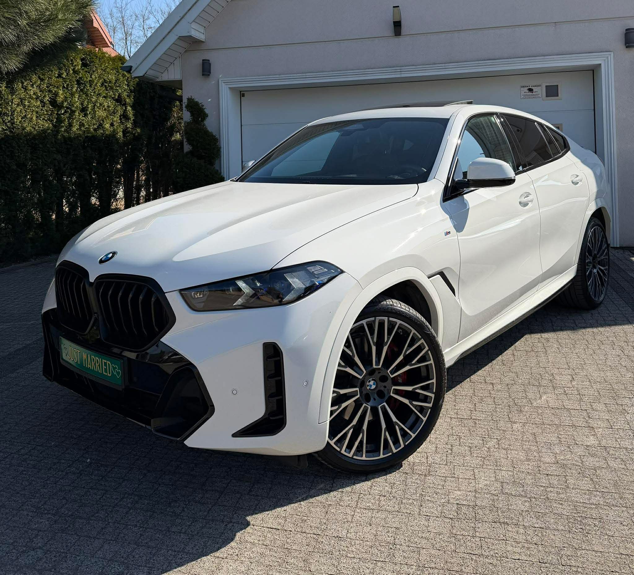 Najnowsze, poliftowe Bmw X6 G06 M-Pakiet - możliwość prowadzenia !