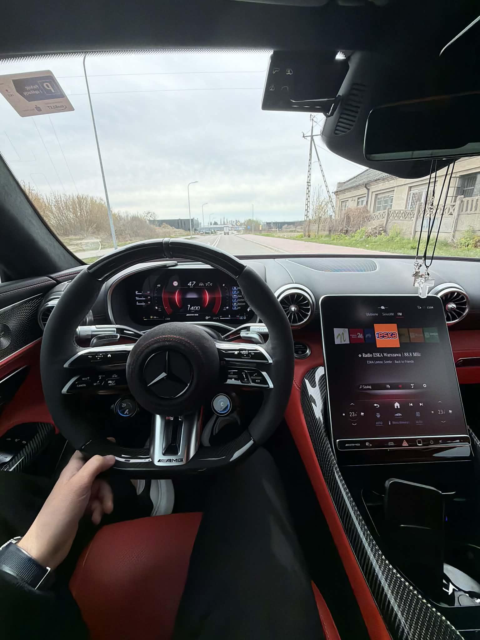 Najnowszy Mercedes AMG GT 63 v8 585 km BATMOBIL – SuperCar  na Twój Ślub - sami prowadzicie