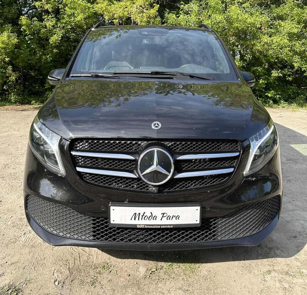 Najnowszy Mercedes klasy V - 8 osobowy ! Idealne auto do transportu ważnych gości !