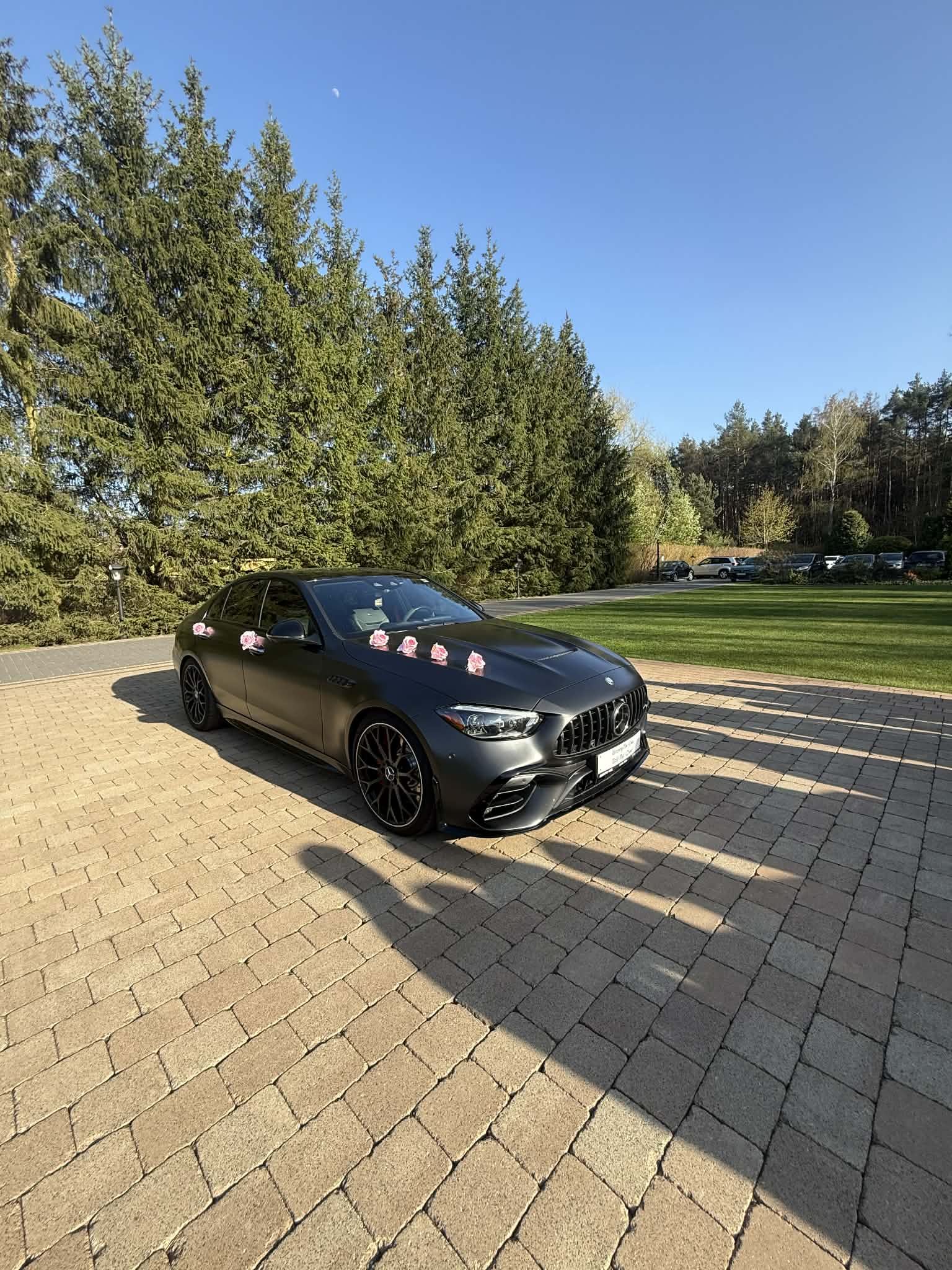 Czarny-matowy Mercedes C 63 S E-Performance – 680 KM Emocji na Twój Ślub / możliwość prowadzenia