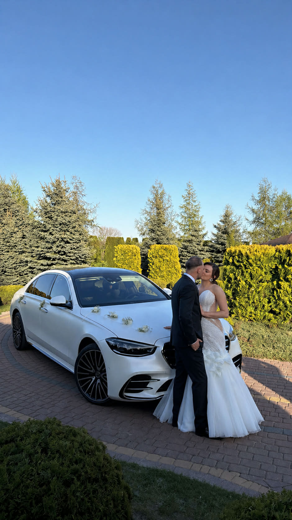 Matowo-Biały Mercedes-Benz Klasy S580 W223 4.0 v8 503km – urzeczywistnienie luksusu z v8 ! Możliwość prowadzenia !
