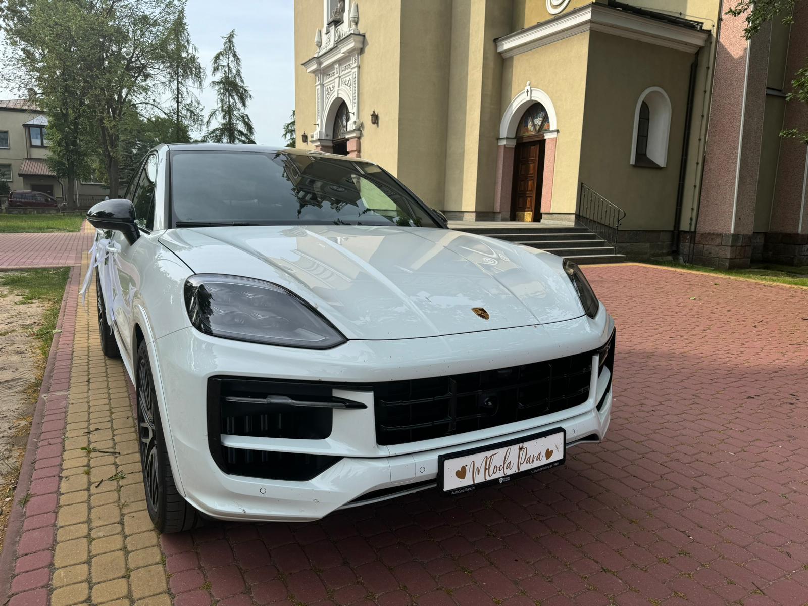 Najnowsze białe Porsche Cayenne Coupe 2024 - świeżo odebrane z salonu !!