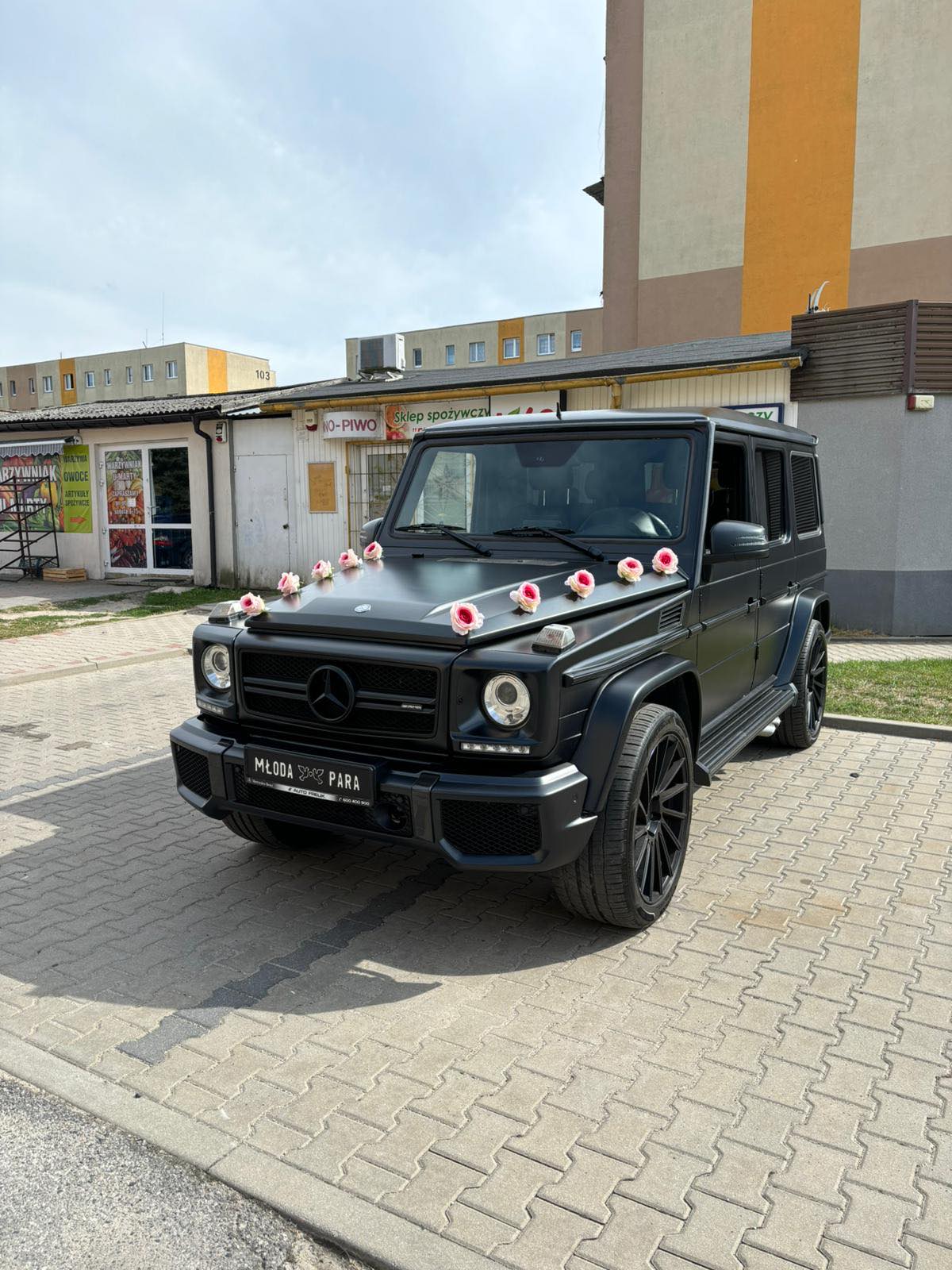 Czarny matowy GANGSTERSKI Mercedes G63 AMG - mozliwosc prowadzenia