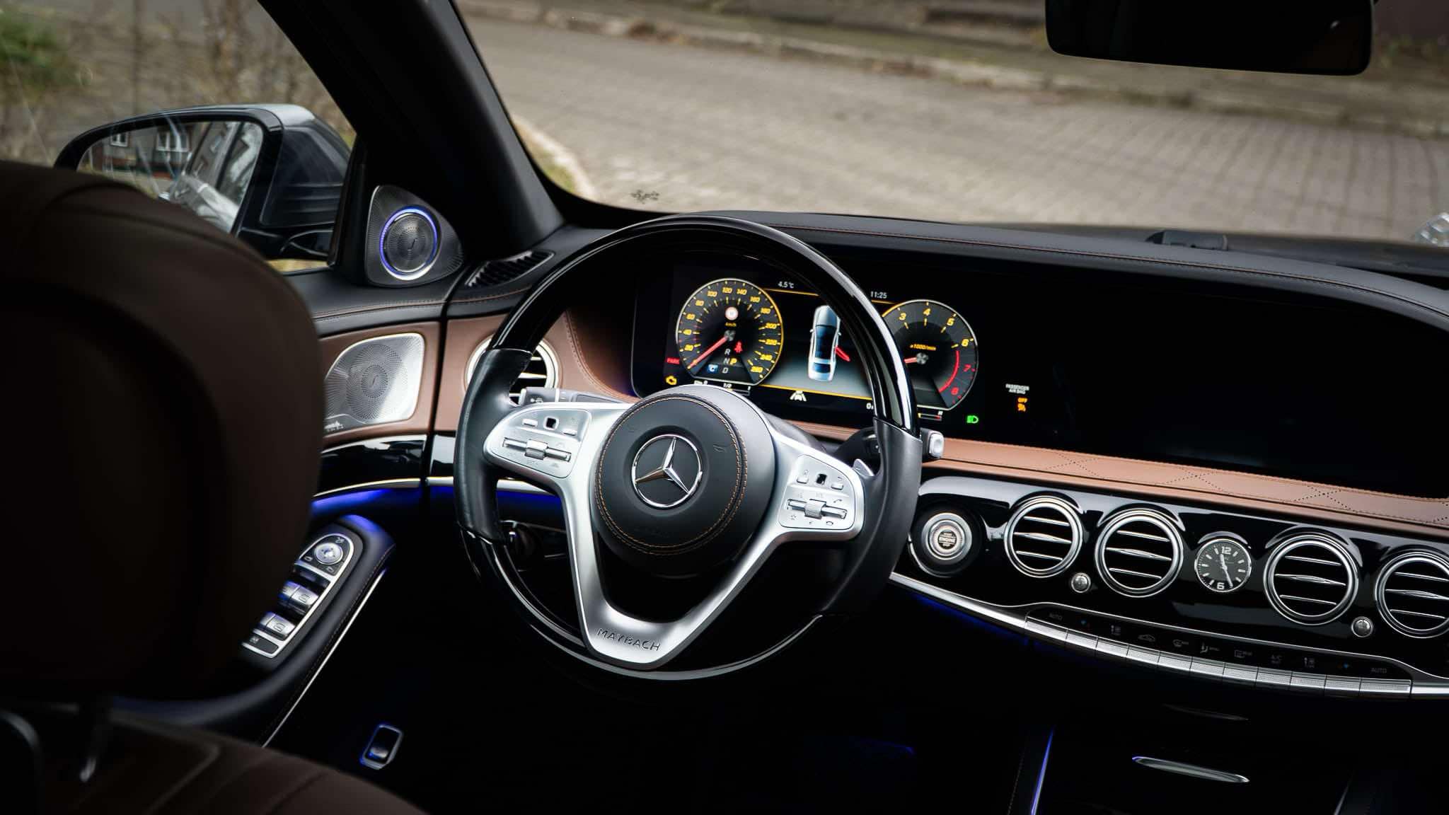 Mercedes S560 Maybach - ekstrawagancja w maksymalnym wymiarze !