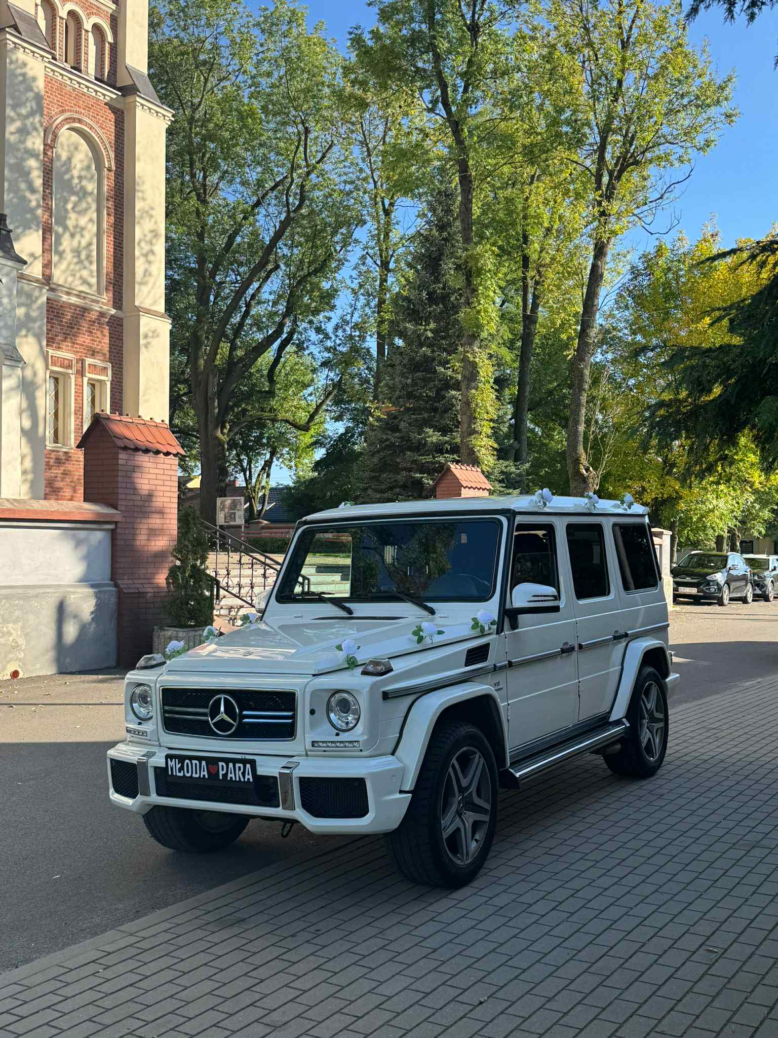 Biały Mercedes G63 AMG