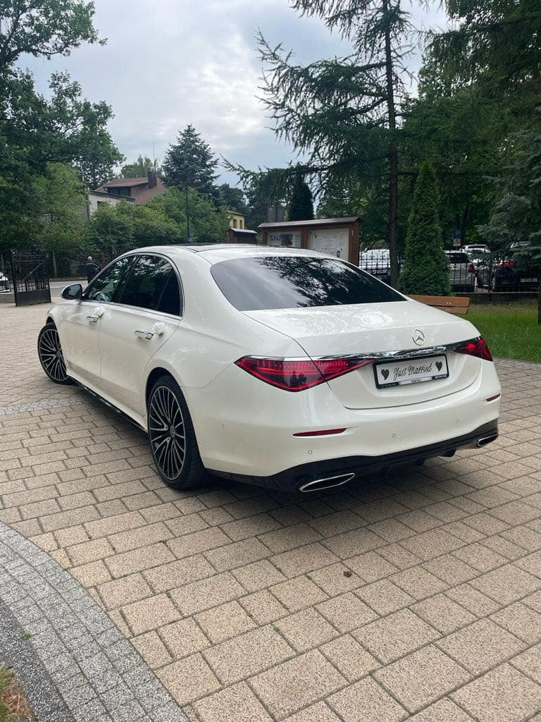 Najnowszy Mercedes klasy S 580 Long v8 w223