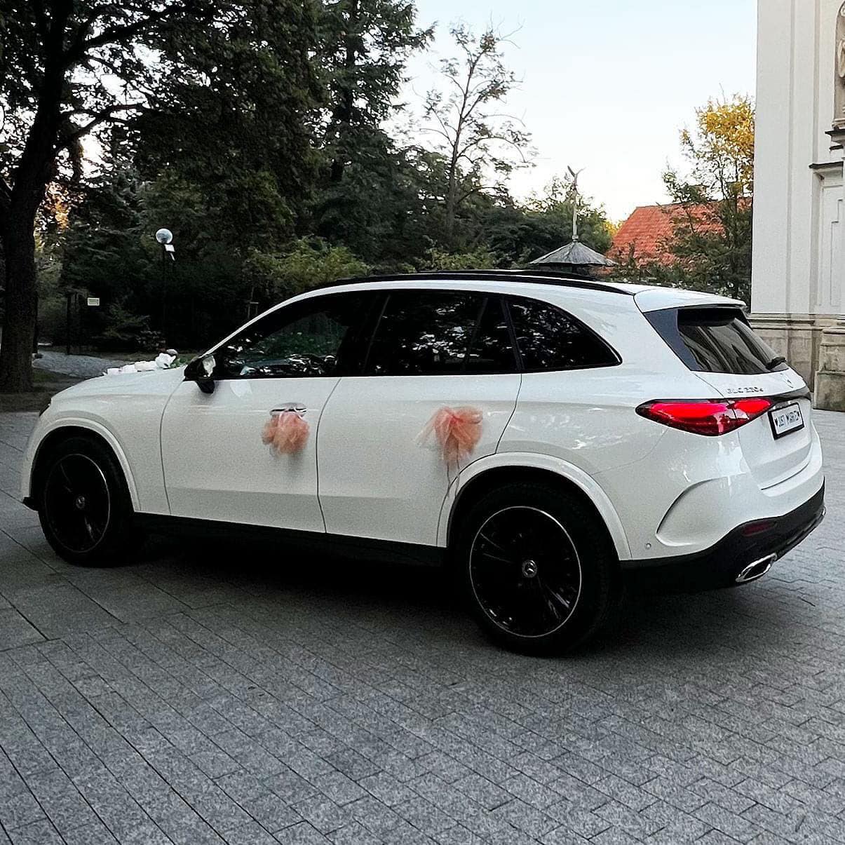 Zjawiskowy najnowszy Mercedes GLC Suv
