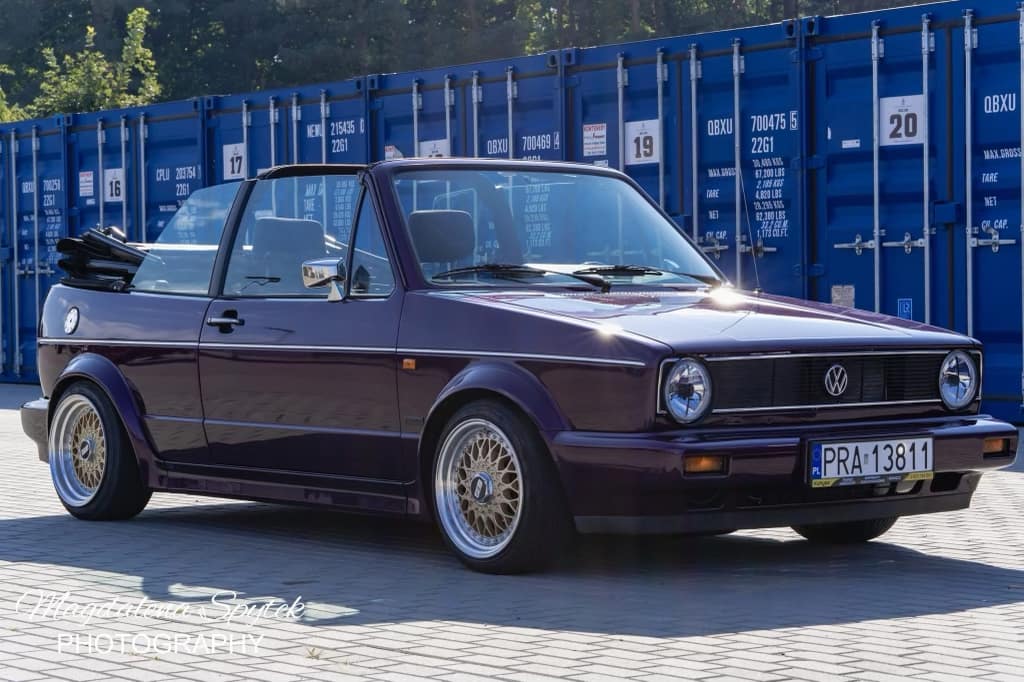 Zjawiskowy, youngtimer Golf I Cabrio w niesamowitym fiolecie - sami prowadzicie