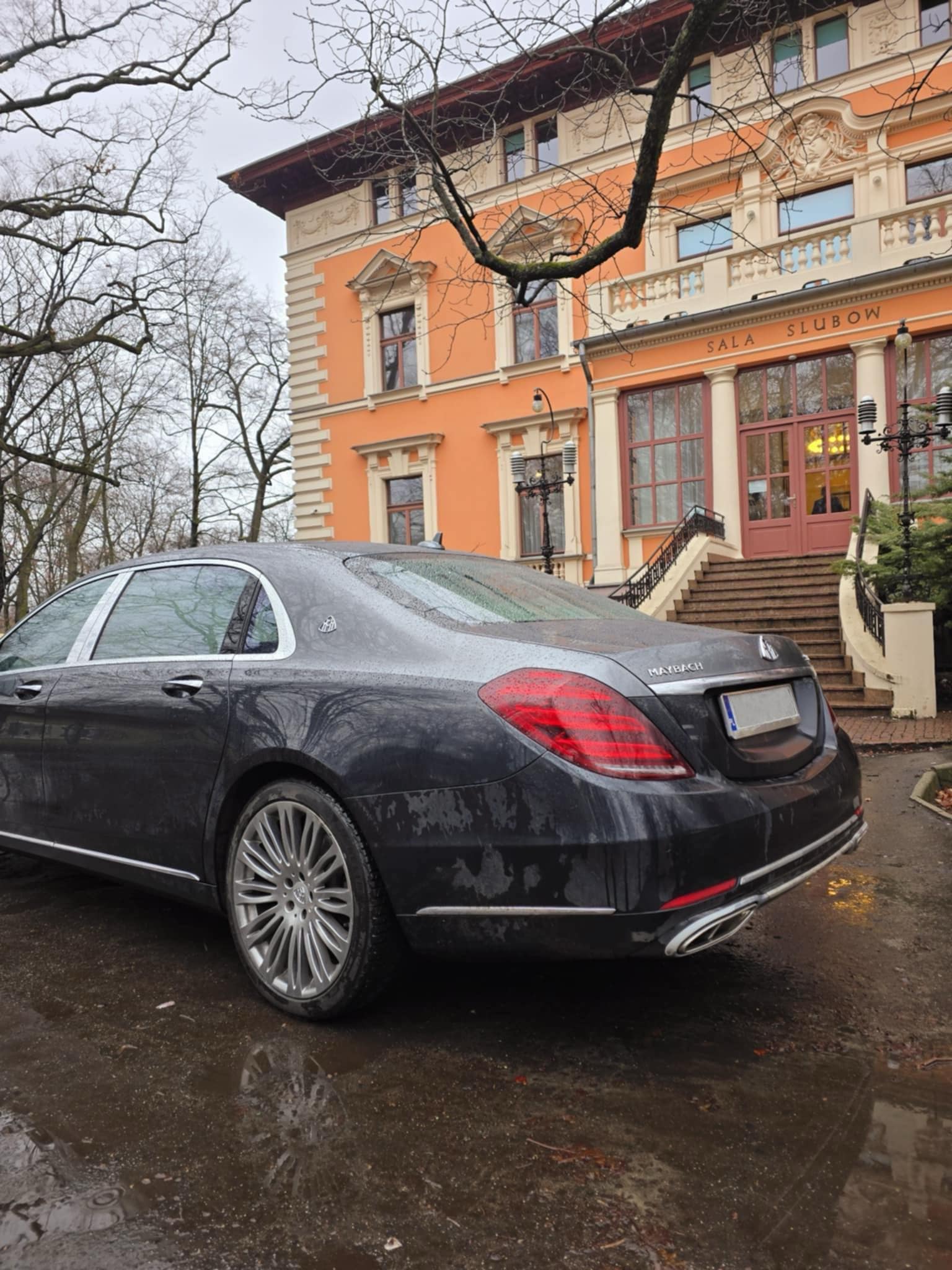 Mercedes S560 Maybach - ekstrawagancja w maksymalnym wymiarze !