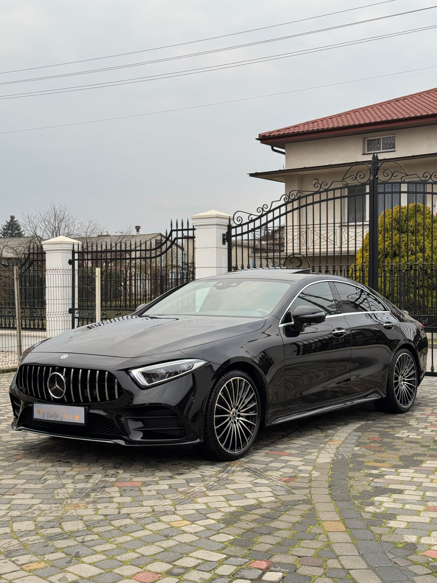 Czarny Mercedes CLS - 5 osobowy !