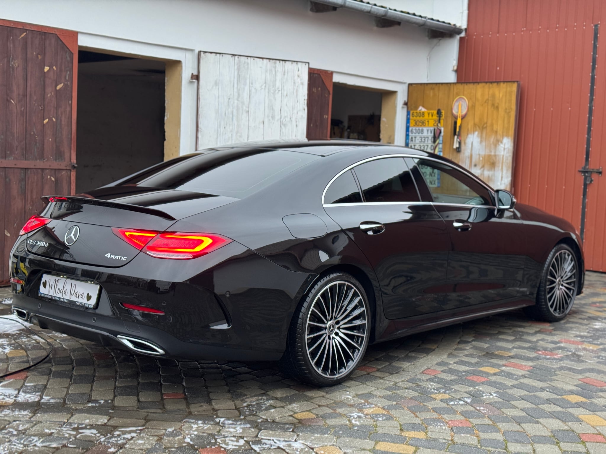 Czarny Mercedes CLS - 5 osobowy !