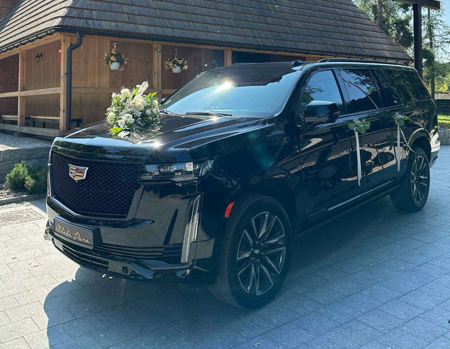 Najnowszy, czarny Cadillac Escalade 6.2 v8 7-osobowy - LUXUS w ogromnym stylu !