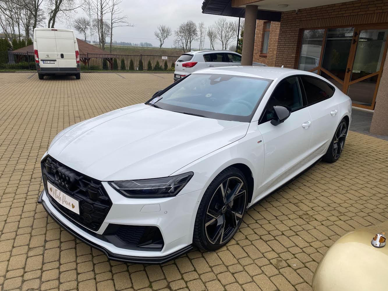 Białe Audi A7 C8 S-line
