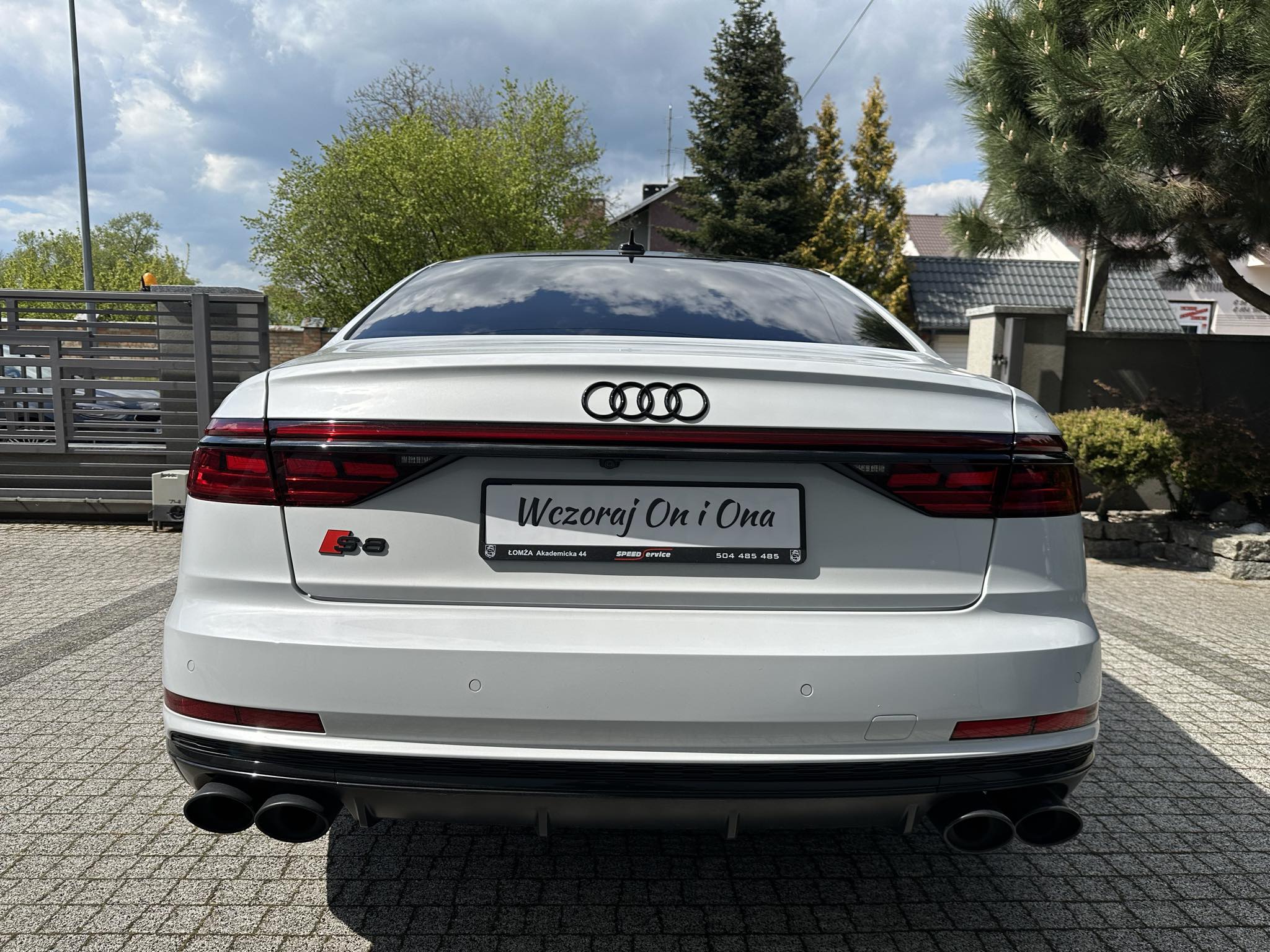 Najnowsze Audi S8 D5 Lang - biała perła - 4.0 v8 571km !