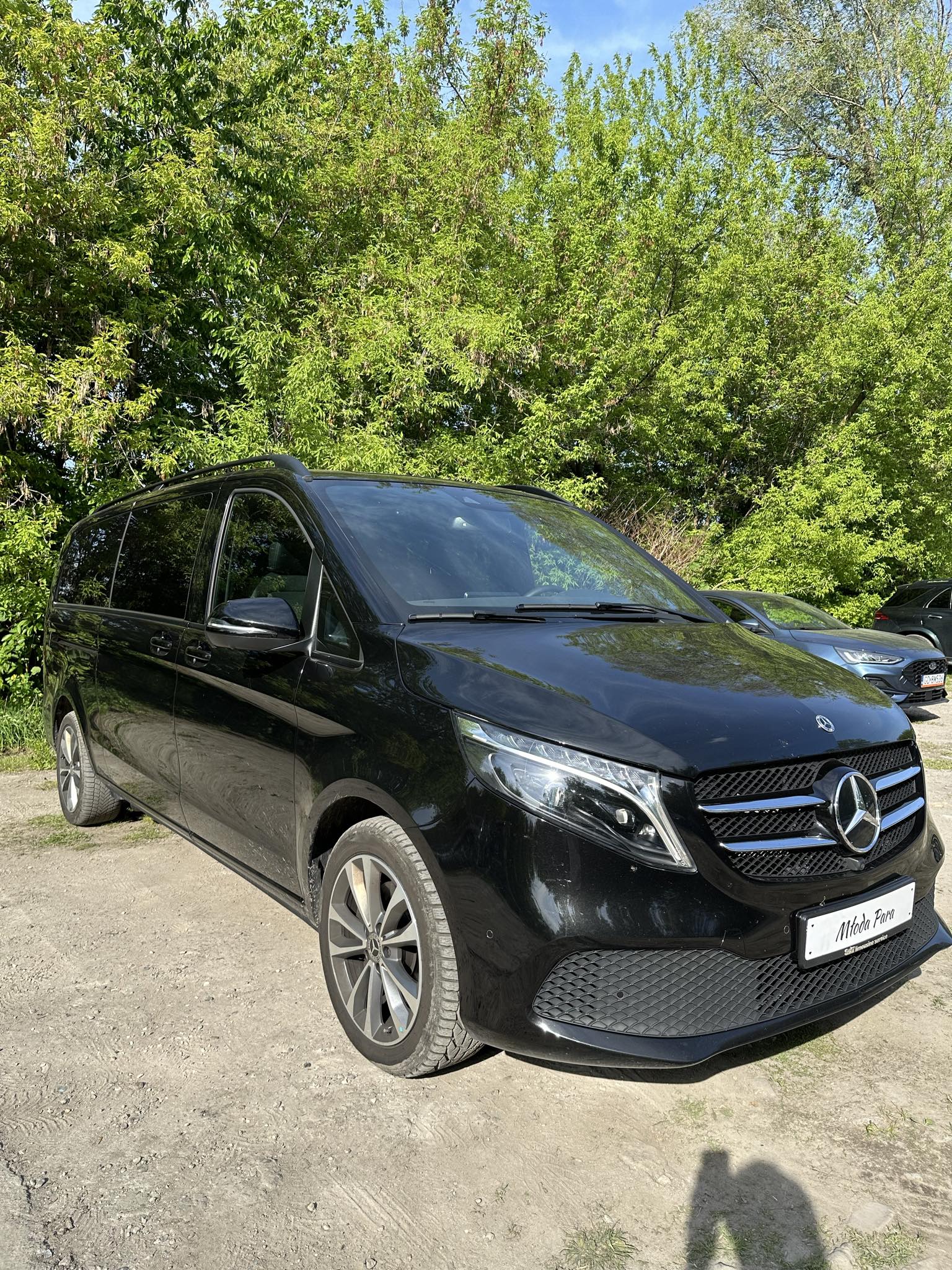 Najnowszy Mercedes klasy V - 8 osobowy ! Idealne auto do transportu ważnych gości !