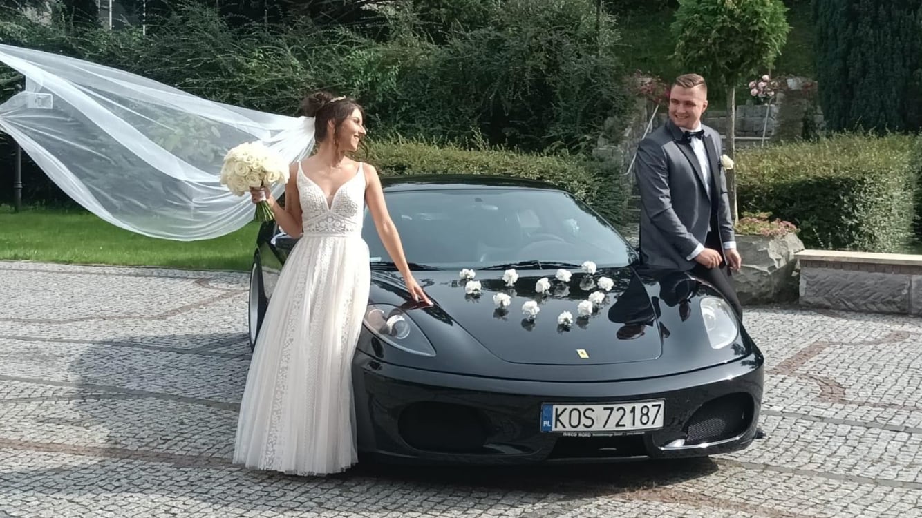 Czarne Ferrari F430 4.3 v8 490km - sami prowadzicie