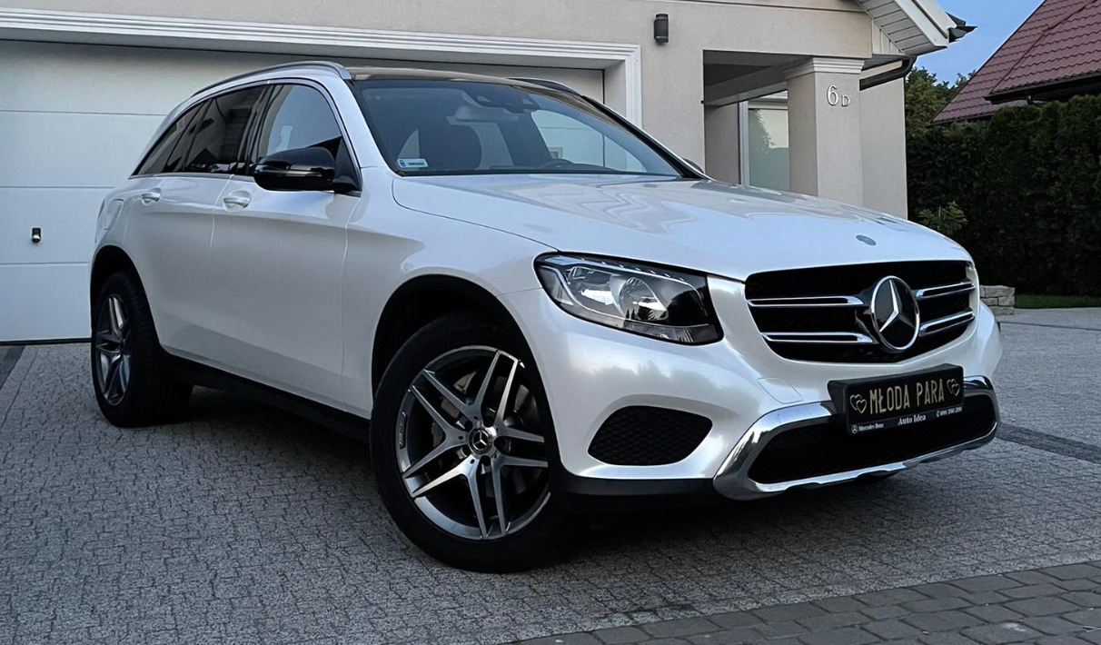 Przepiękny, perłowo-biały Mercedes GLC SUV - mozliwość prowadzenia !