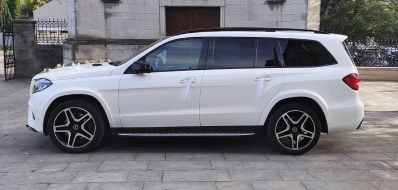 Biały Mercedes GLS w pakiecie AMG / 7-osobowy !